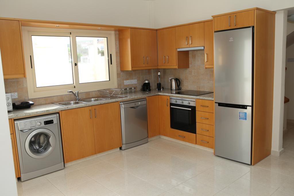 Anthorina Villa 17 Protaras Buitenkant foto