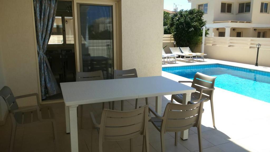 Anthorina Villa 17 Protaras Buitenkant foto