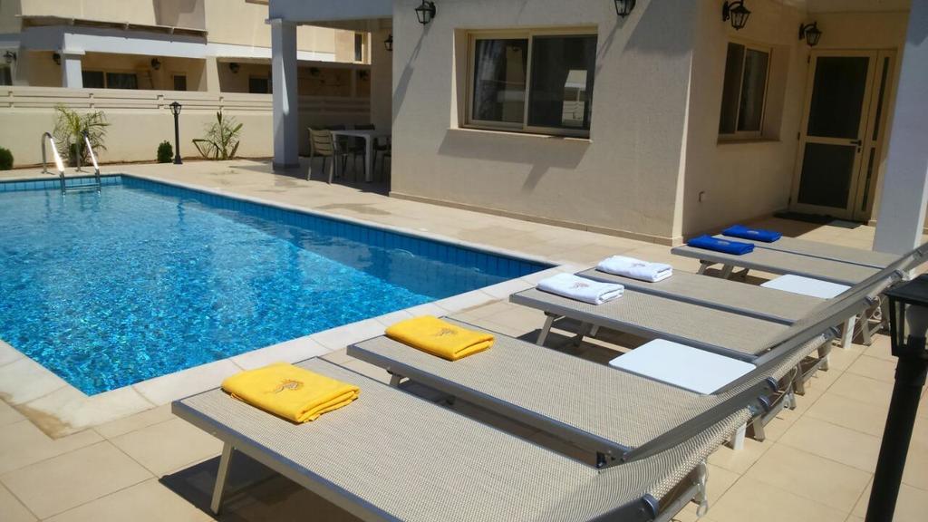 Anthorina Villa 17 Protaras Buitenkant foto