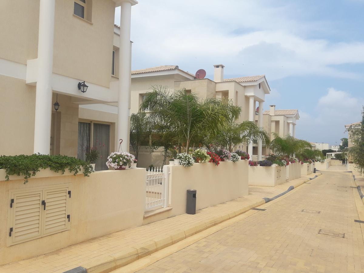 Anthorina Villa 17 Protaras Buitenkant foto