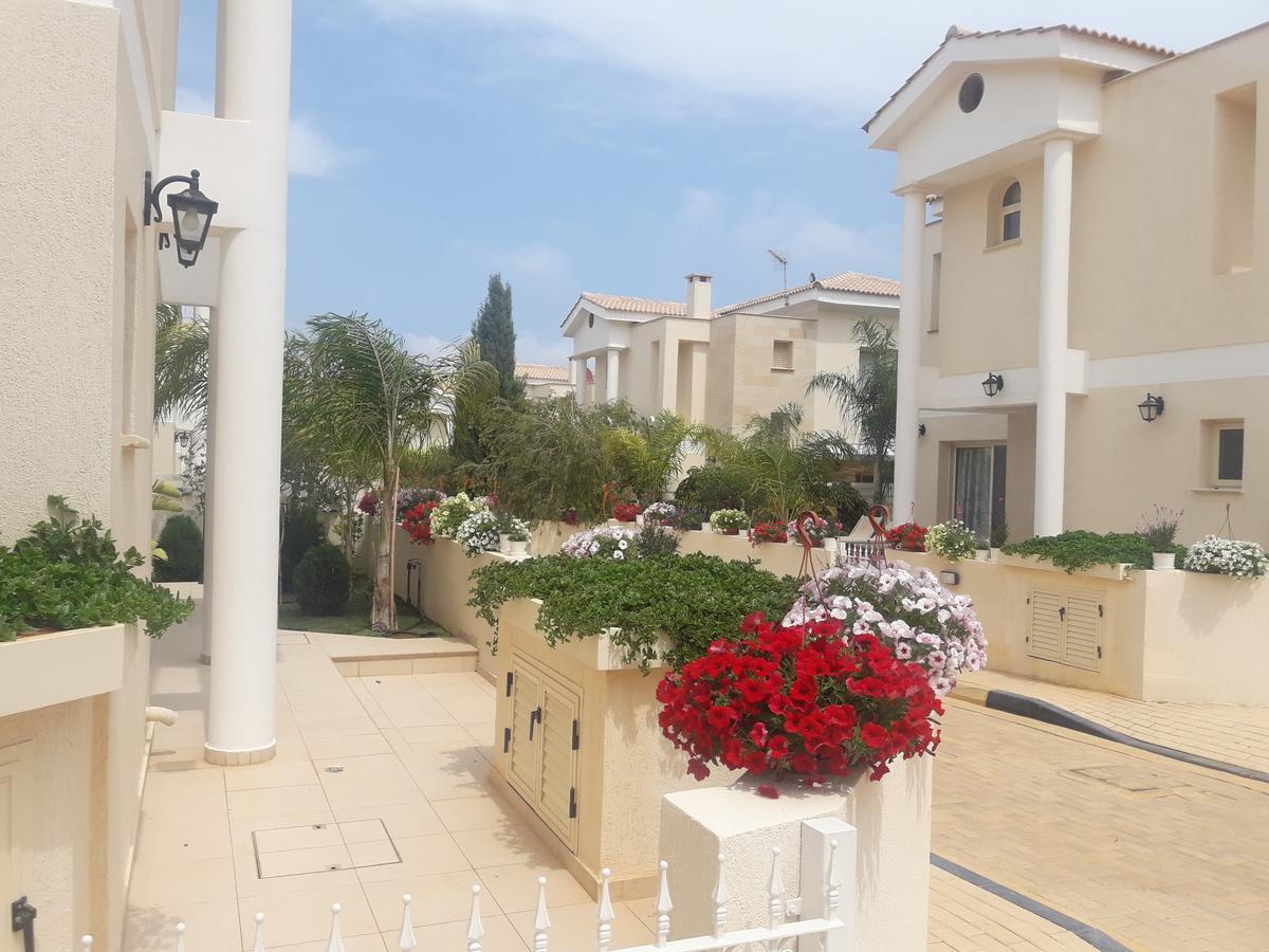 Anthorina Villa 17 Protaras Buitenkant foto